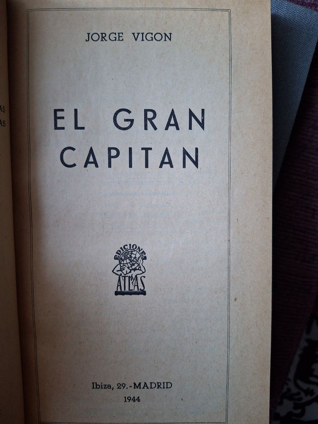 Dos libros antiguos, 4 biografías 1943-44