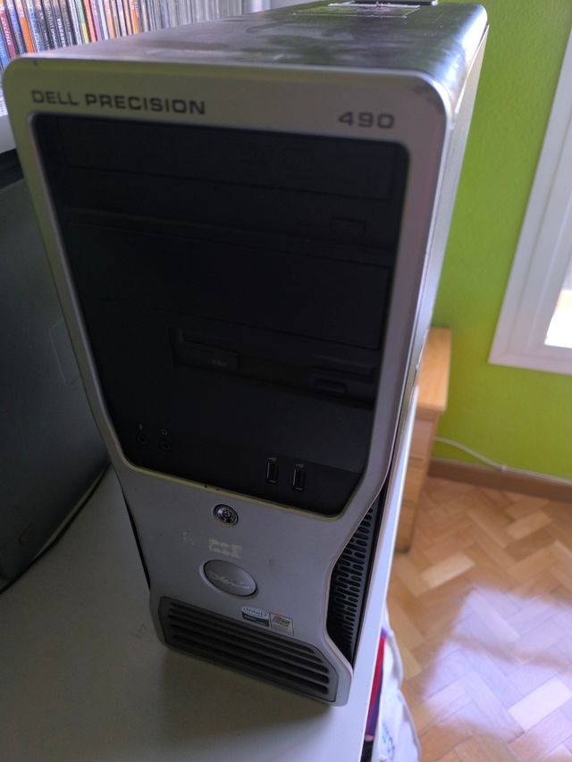 Dell Precision 490 - Torre PC