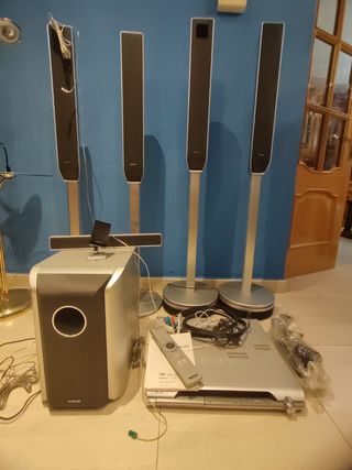 Home Cinema Sony - 5.1 DAV-DZ810W