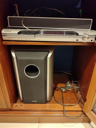 Home Cinema Sony - 5.1 DAV-DZ810W