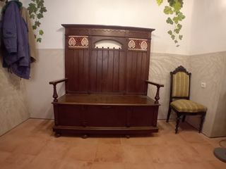 Banco arcón antiguo de madera