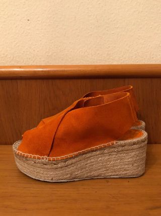 BIMBA Y LOLA - Alpargatas cuña ante naranja 36
