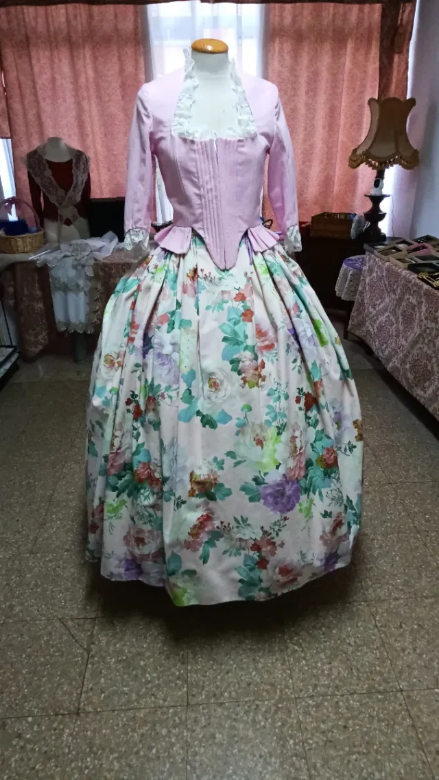 Oferta! Traje de fallera completo