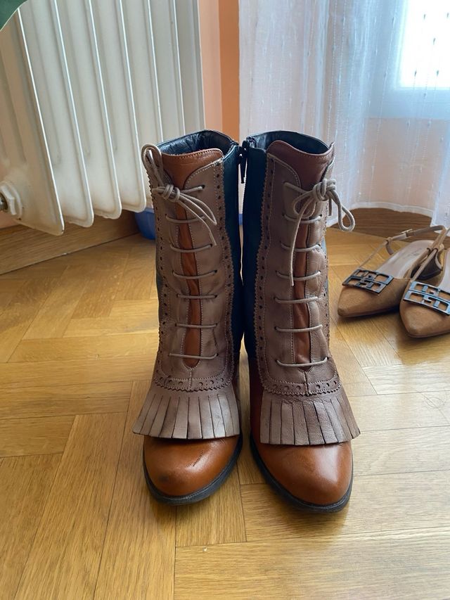 Botas cuero marrón-beige