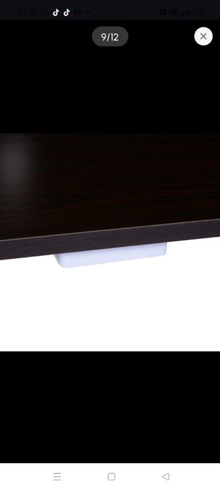 Mueble TV marrón y negro
