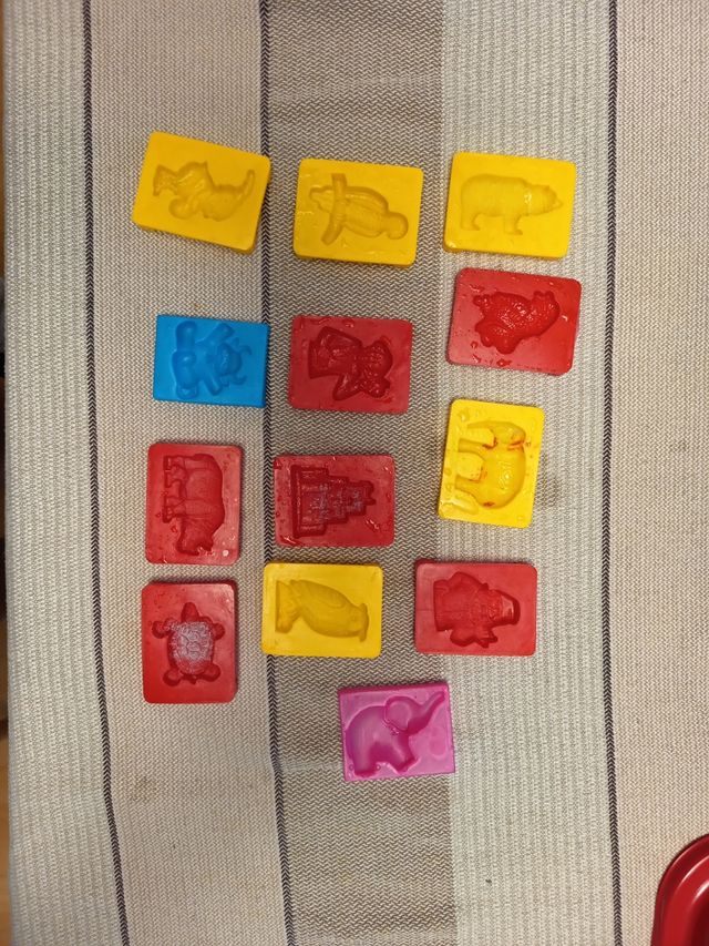 Moldes arena mágica/plastilina: más de 25 piezas.