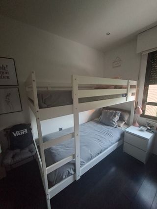Litera blanca Ikea - cama nido
90x200
