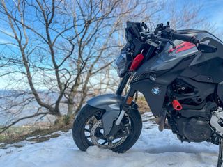 BMW F900R - Moto Impecable