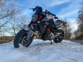 BMW F900R - Moto Impecable