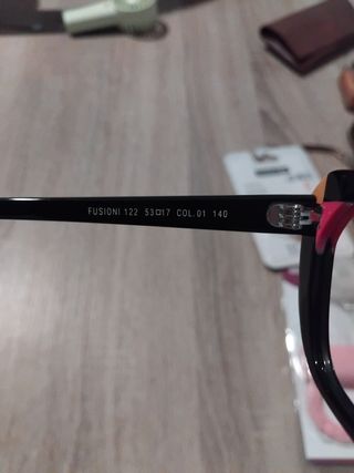 Monturas de sol FENDI, lacoste, y distintos modelo