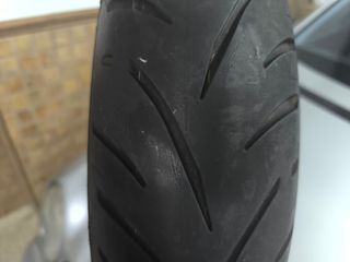 Neumático Bridgestone moto 120/70/17 