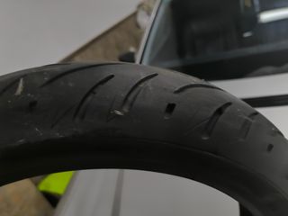 Neumático Bridgestone moto 120/70/17 