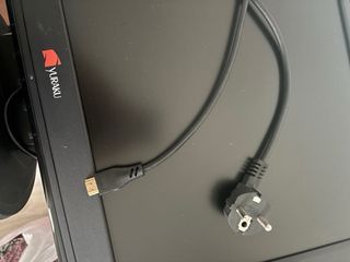 Monitor Yuraku 17" Negro