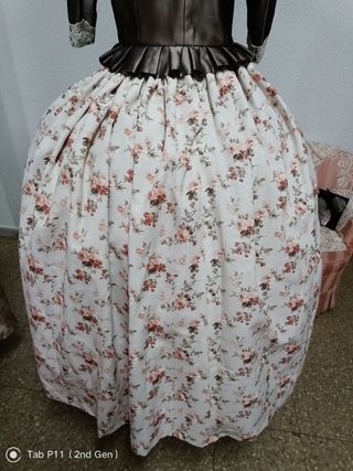 Traje de fallera con complementos