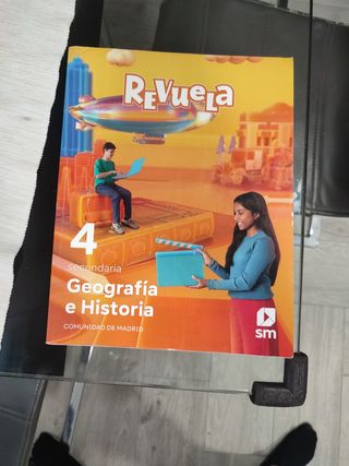 Geografía e Historia. 4 Secundaria. Revuela. Co...