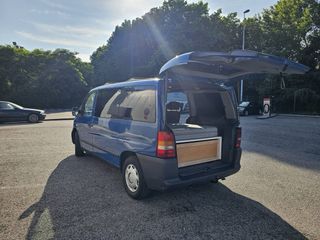Furgoneta Mercedez Vito Camperizada.