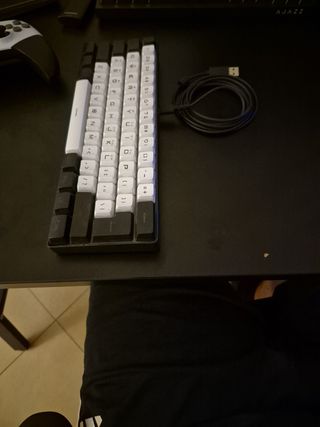 Tastiera gaming meccanica 60% - Bianco/Nero