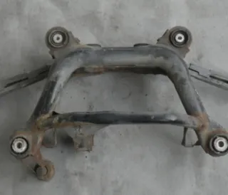 Puente trasero BMW 330CD