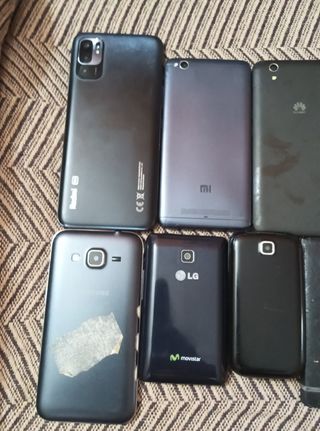 18 móviles usados varios modelos