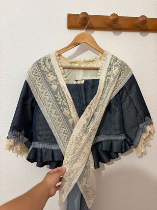 Traje Fallera: Falda y corpiño.