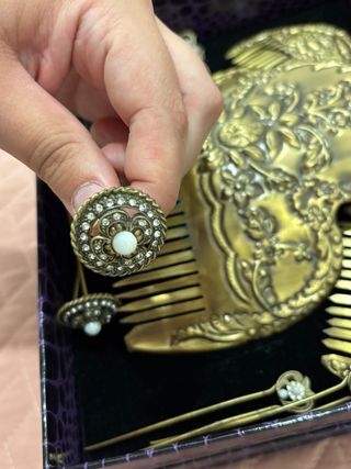 Traje Fallera: Falda y corpiño.
