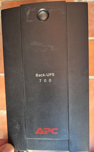 SAI APC Back-UPS 700 BX700U-GR