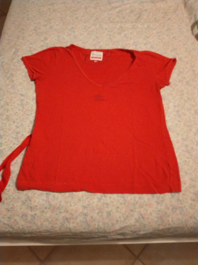 Maglietta rossa maniche corte donna