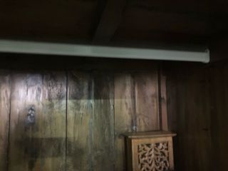 Armario rústico de madera de teca 