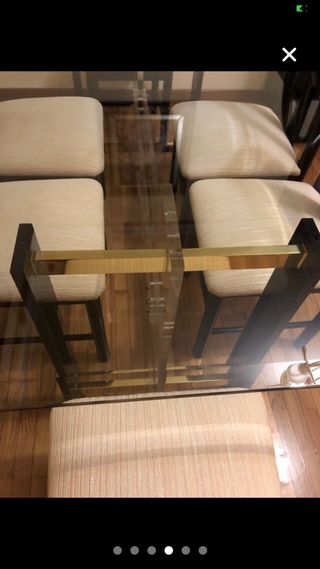 Mesa cristal y metal negra