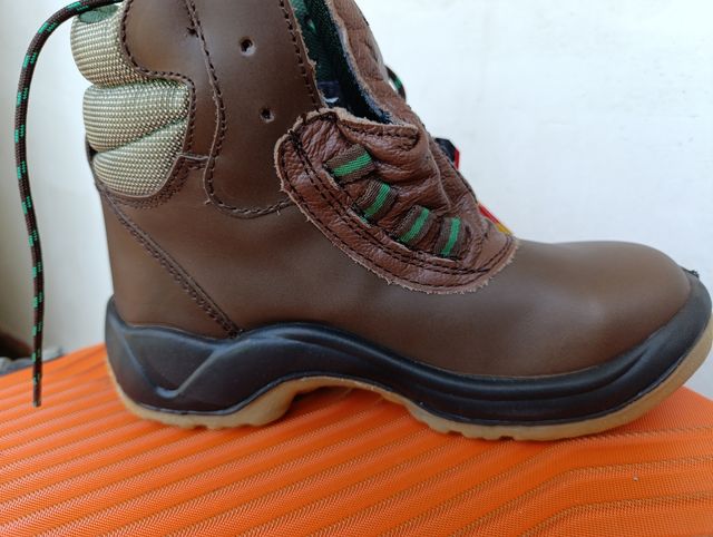 Botas de seguridad PANTER Voltio SBP