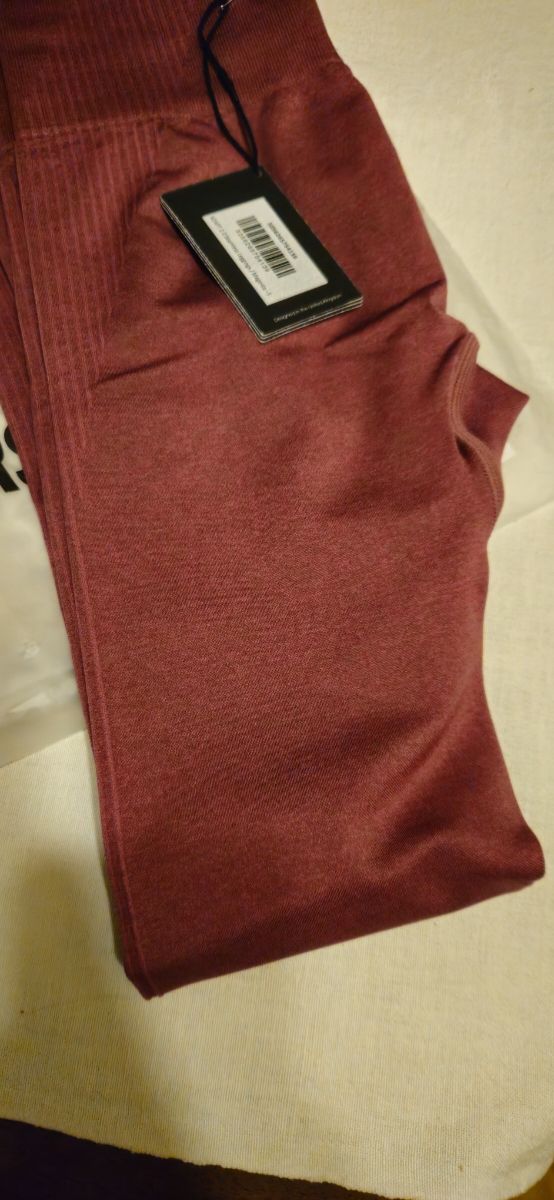 Leggings de deporte marca Pure Fitness