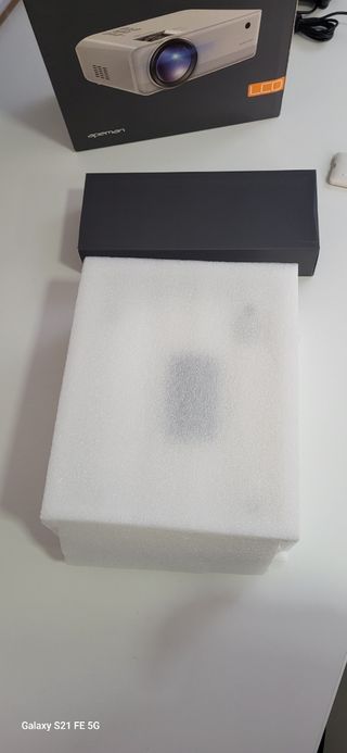 Proyector APEMAN LC550