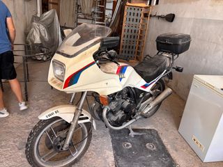 Yamaha XS400 - Moto Clásica