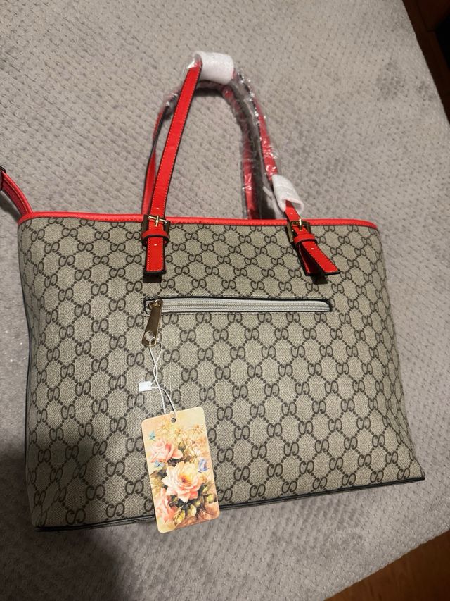 Bolso Tote gris y rojo