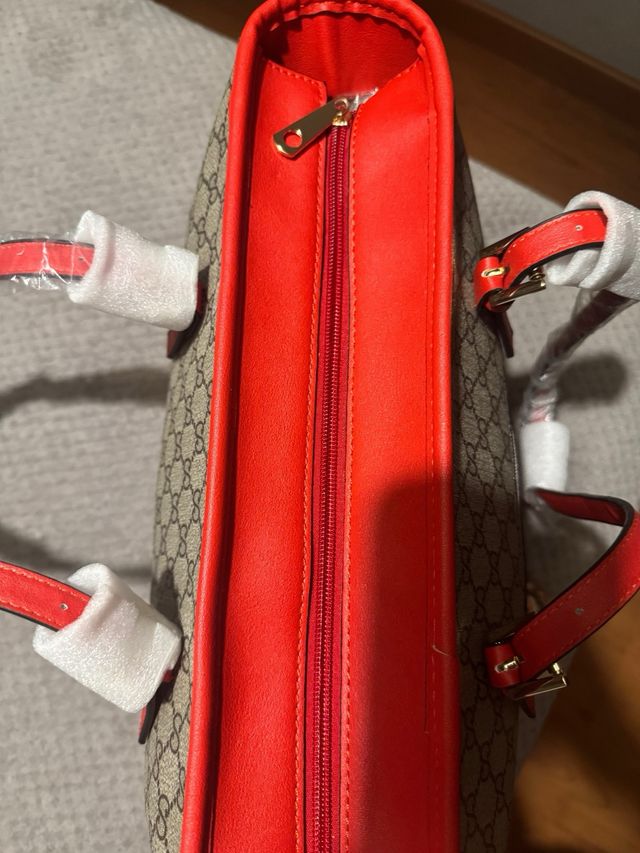 Bolso Tote gris y rojo