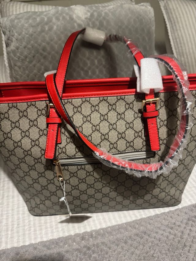 Bolso Tote gris y rojo