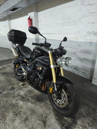 Triumph Street Triple 675 - 2008