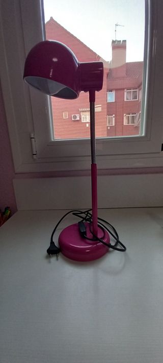 Lámpara escritorio rosa