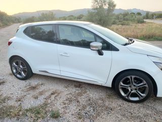 Renault Clio 2016