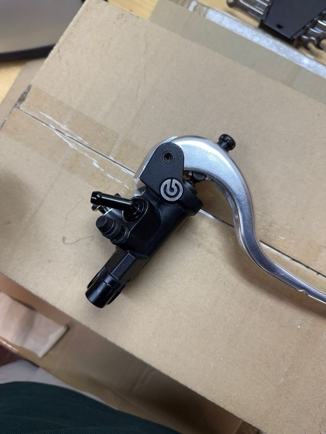 Bomba Freno Brembo Yamaha R1