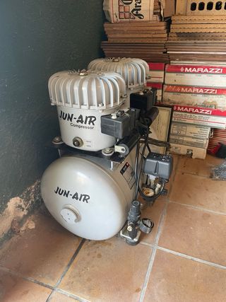 Compresor Jun-Air 12-40, 40L