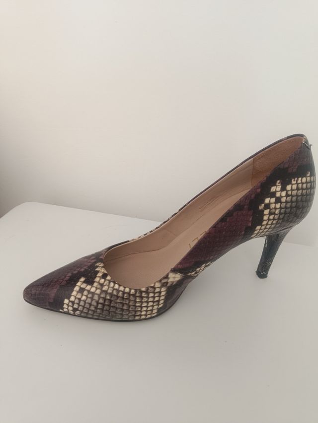 Salones Martinelli serpiente multicolor