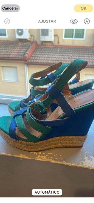 Sandalias cuña Zara azules-verdes