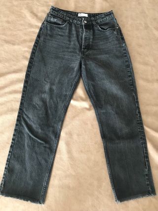 Vaqueros Zara negros