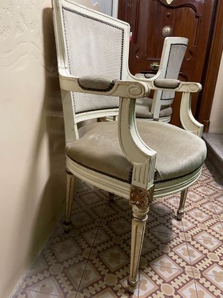 Poltrone barocche bianche e beige