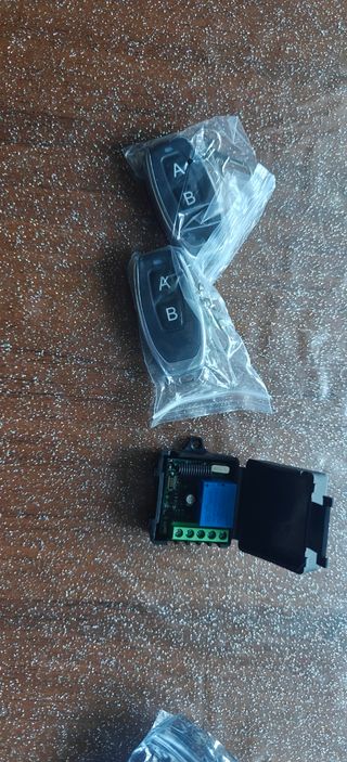 Ricevitore telecomando relè contatto pulito 433 MH