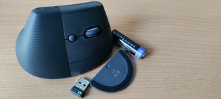 Ratón Logitech Lift - Vertical