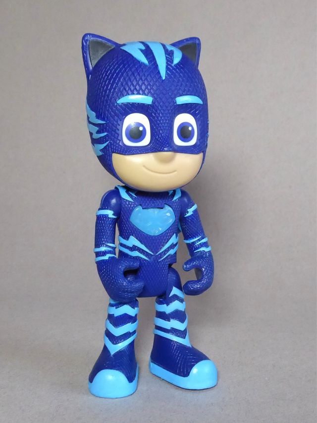 PJ Masks Gatuno Figura Articulada con Súper Poder