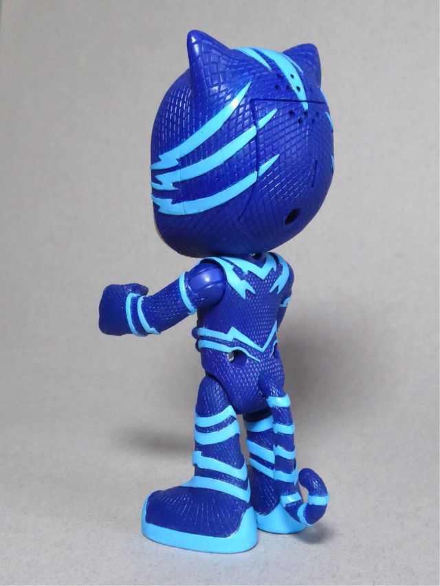 PJ Masks Gatuno Figura Articulada con Súper Poder
