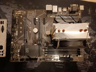 Placa base Gigabyte B460 HD3 (solo placa)